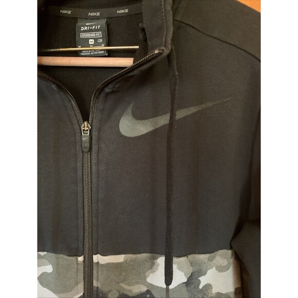 $90 Nike Mens Medium Full Zip Dri-Fit Jacket Hoodie Black Camo Gorpcore Outdoors - Picture 2 of 11